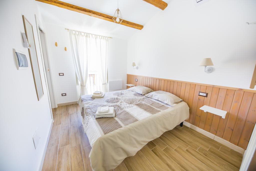 Bed and Breakfast Dafni E Naide Cefalù Zewnętrze zdjęcie
